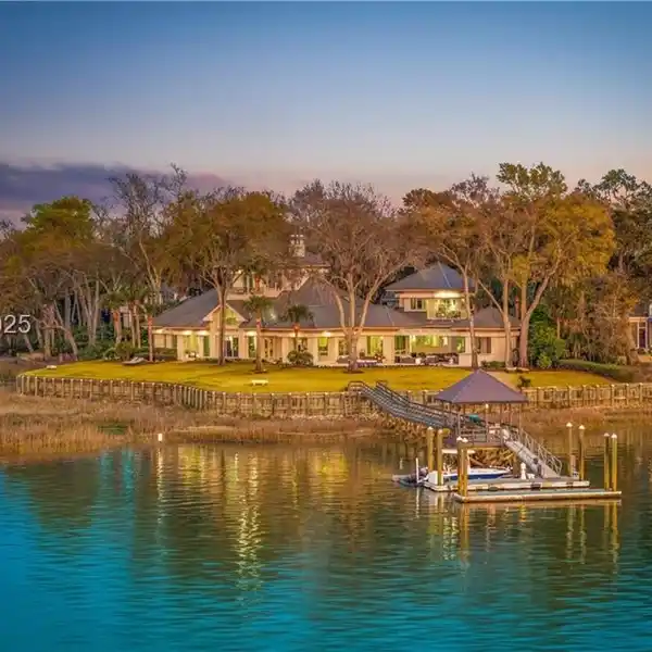 THE BEST DEEP-WATER LOCATION IN COLLETON RIVER