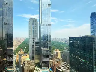 Stunning View Residence for Rent in the Park Imperial