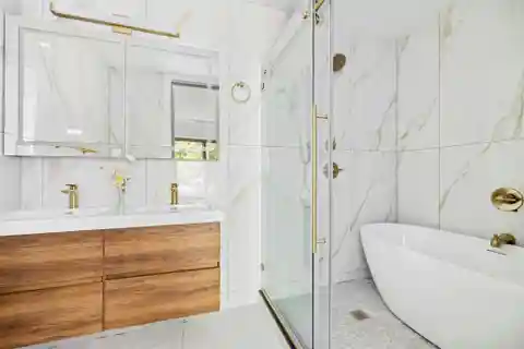 Expansive Duplex Condo