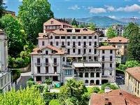 A BEAUTIFUL AND ELEGANT RESIDENCE