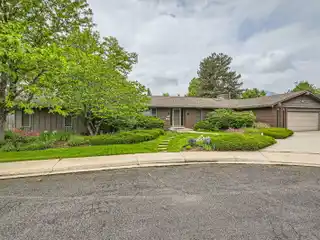 Expansive Ranch in Desirable Frasier Meadows