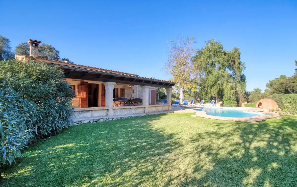 Beautiful Finca with Pool and Holiday Rental License in Pollensa, Mallorca