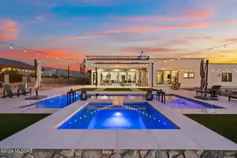 Modern Amenities with Natural Beauty