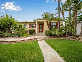 Beautiful Custom South of Conant Home