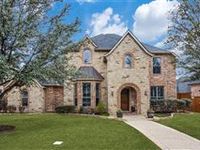 CUSTOM HOME AND POOL PARADISE