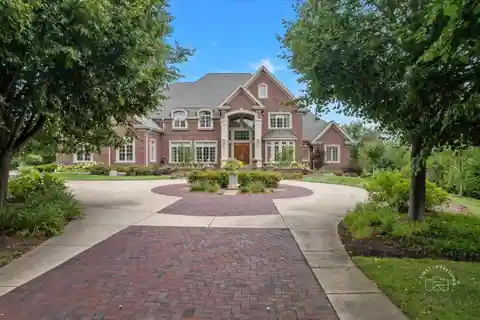 The Ultimate Luxury Retreat in Crane Road Estates