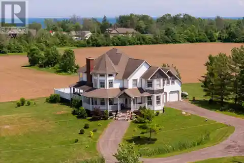 Victorian-Inspired Estate on 49.9 Acres