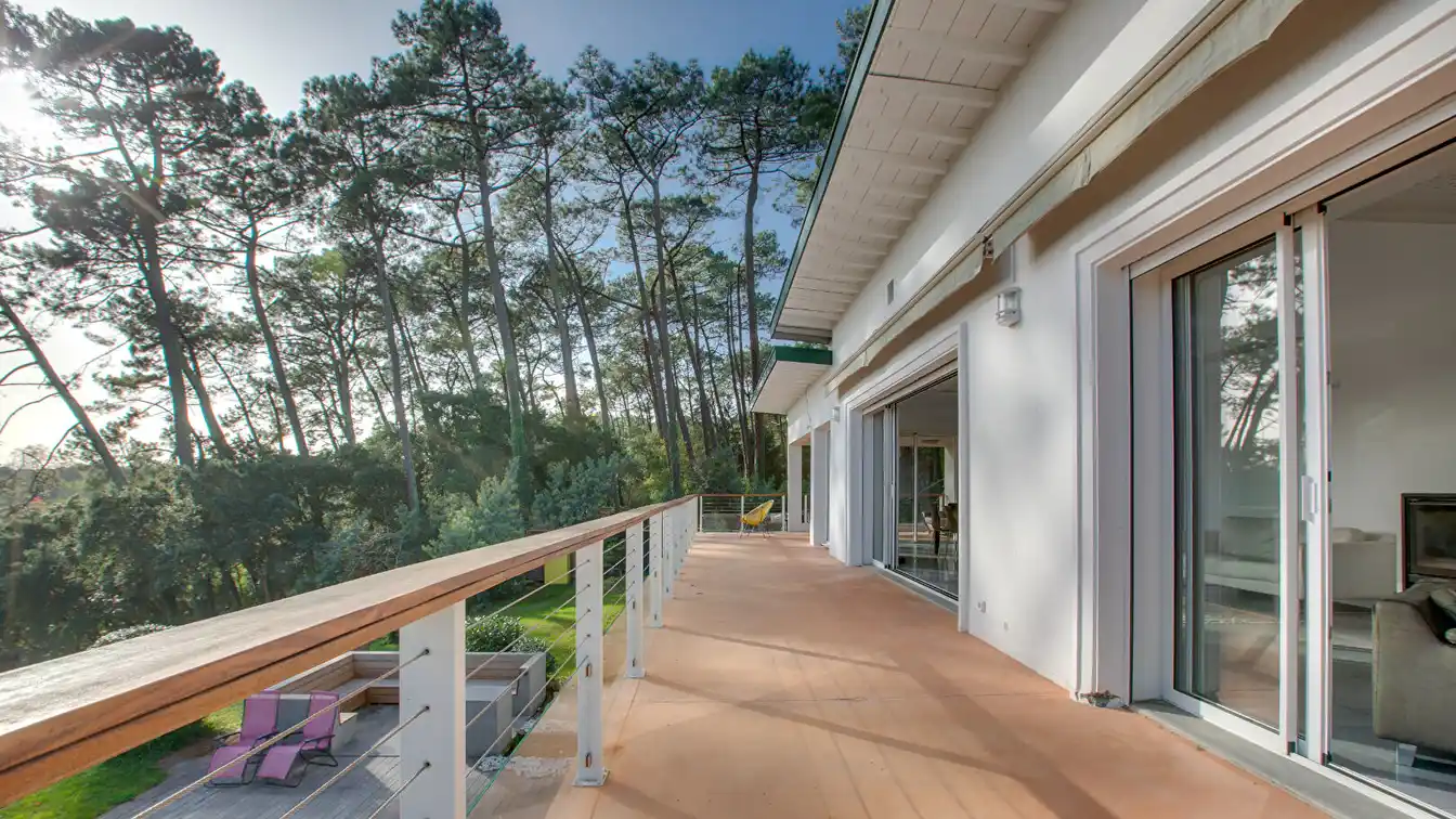 Ultra-modern Villa with Heated Pool and Scenic Serenity