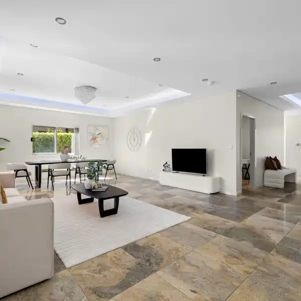 NEARLY NEW DOUBLE BRICK RESIDENCE