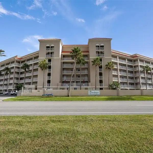 TURNKEY BEACHFRONT CONDO NEAR PRISTINE SHORES