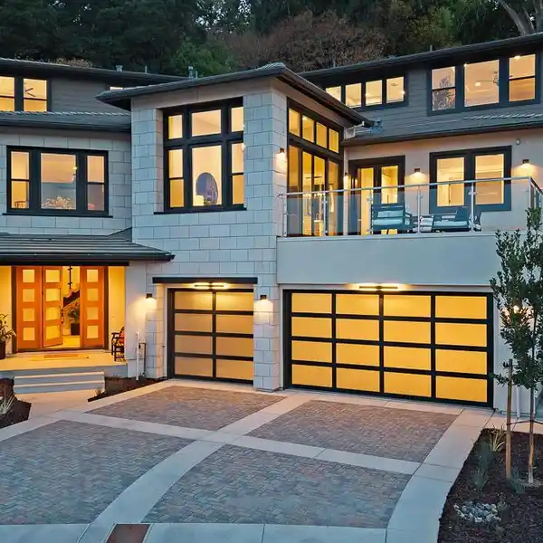 BEAUTIFULLY DESIGNED HOME IN THE HEART OF PETALUMA