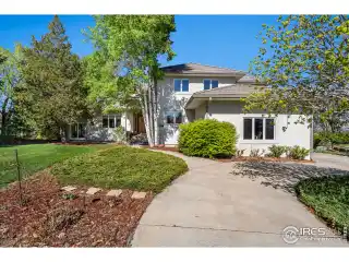 Beautiful Custom Home on Ptarmigan Golf Course