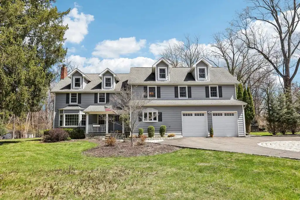 Charm and Comfort with Modern Convenience