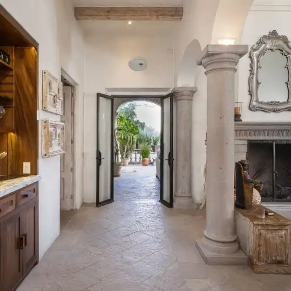 CASA MILAGROS