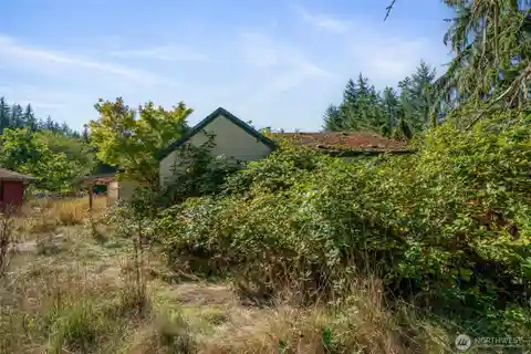 Rare and Versatile 33.42-Acre Property