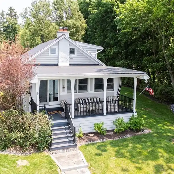 AMAZING TOTALLY RENOVATED HOME