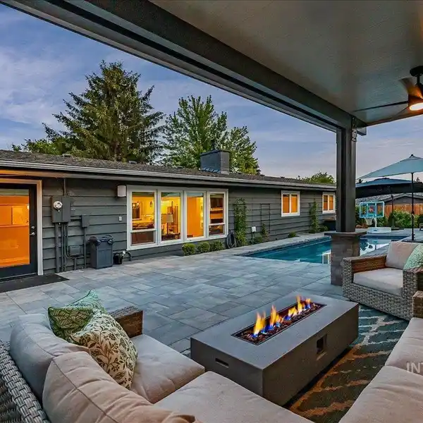 BEAUTIFULLY RENOVATED HOME BLENDING LUXURY AND COMFORT