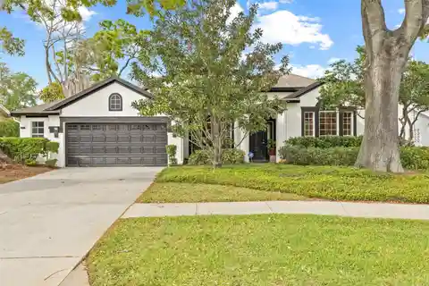 Contemporary South Tampa Home in Prime Location