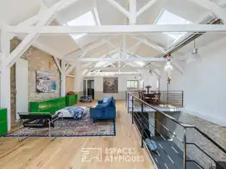 Former Carpentry Workshop Turned Contemporary Loft