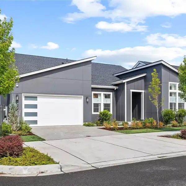 UNPARALLELED LUXURY IN REGENCY AT TEN TRAILS