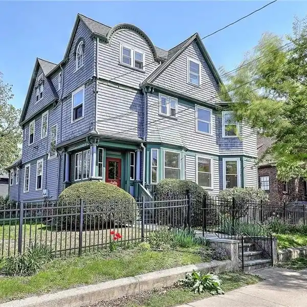 EXCEPTIONAL 1889 VICTORIAN