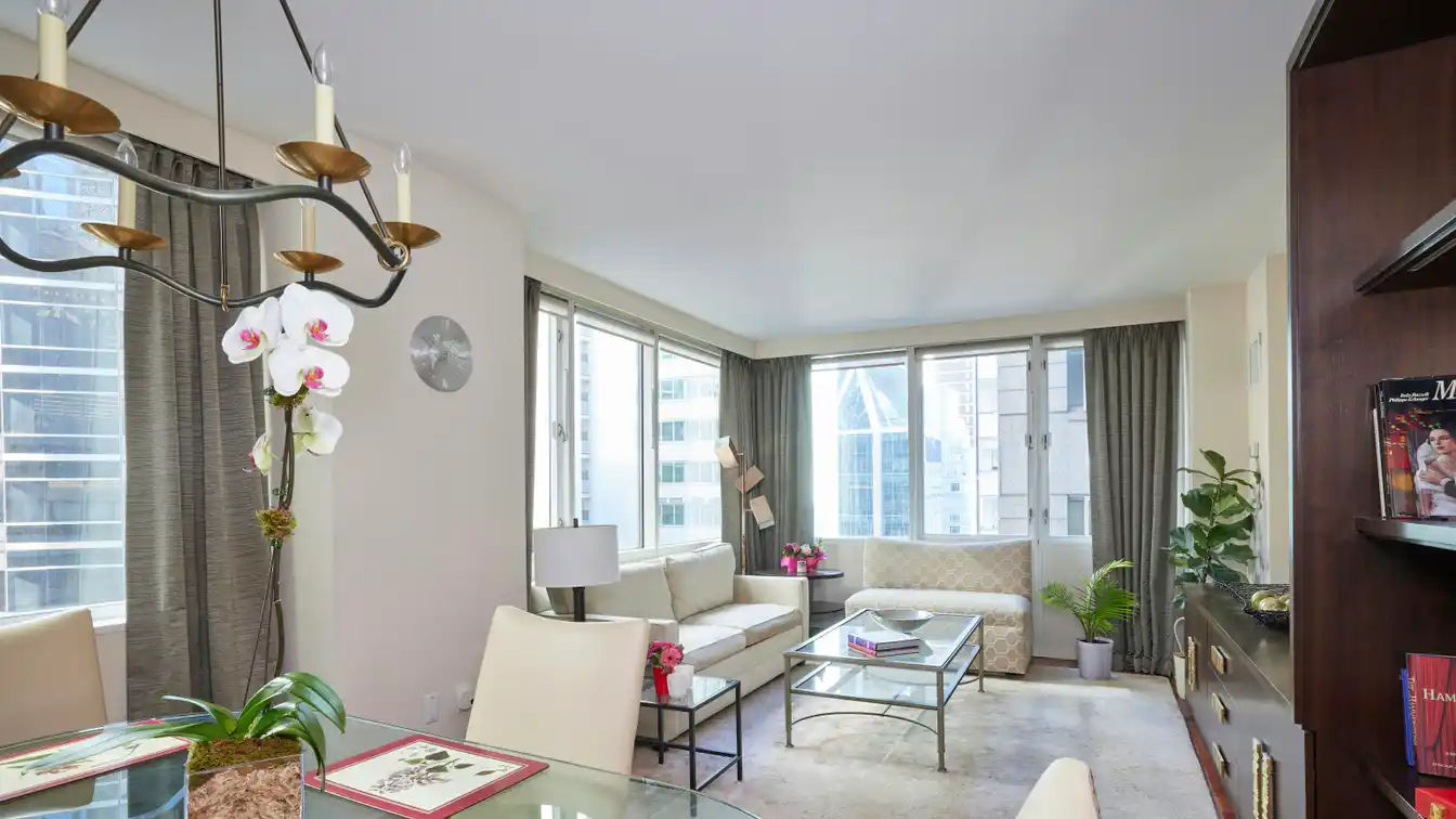 Oversized One Bedroom Home in the Heart of Manhattan
