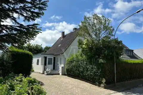 Detached House with Potential