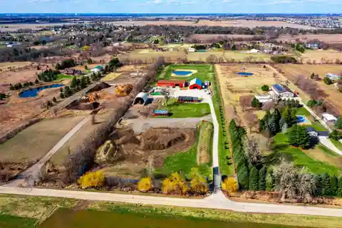 Exceptional Ten-acre Property