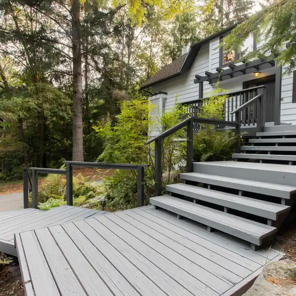 AMAZING LOCATION AT THE TOP OF THUNDERBIRD RIDGE