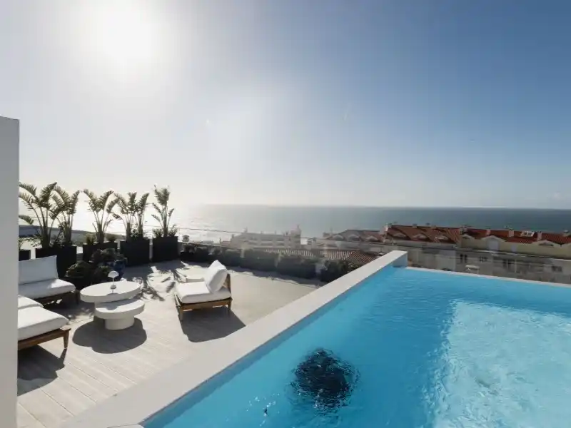 Luxurious and Comfortable Penthouse