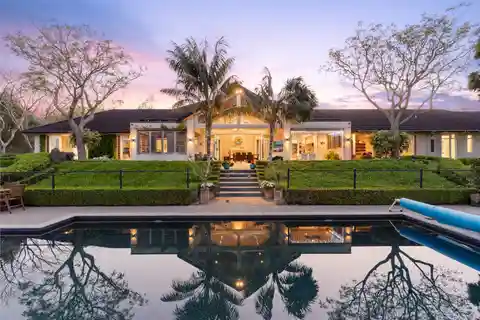 Exceptionally Designed Resident with Spectacular Gardens