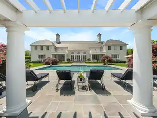 High-End Six Bedroom Villa for Rent