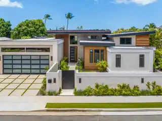 Hale O Kaupoku Lewa