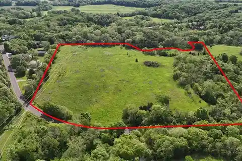 Build Your Dream Estate Home in a Desirable Location