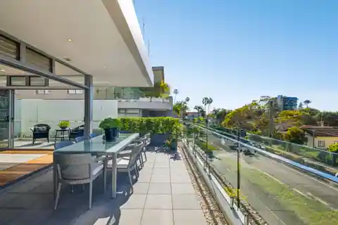 Refined Modern Apartment