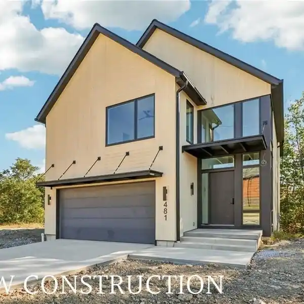 SPACIOUS SOPHISTICATION IN A PRIVATE ENCLAVE