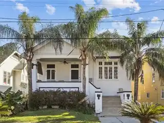 Lovingly Maintained Gem in the Heart of Uptown
