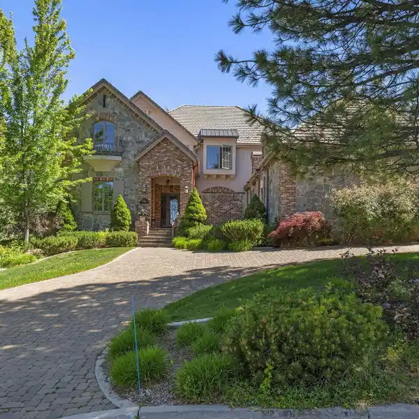 EXQUISITE CUSTOM HOME IN THE HEART OF MONTREUX