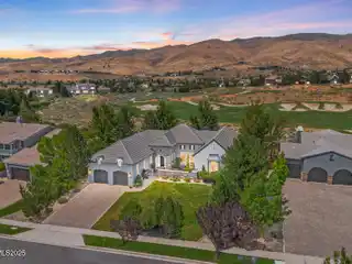 Luxury and Comfort in the Sought-After Somersett Community