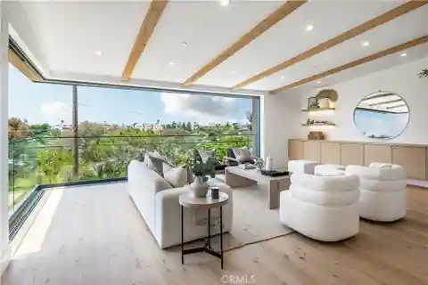 Brand-New Modern Coastal Retreat