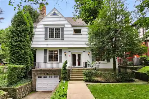 Light-Filled Retreat Steps from Squirrel Hill Attractions