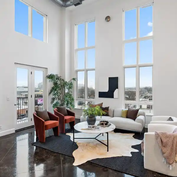 ONE-OF-A-KIND TWO-STORY PENTHOUSE