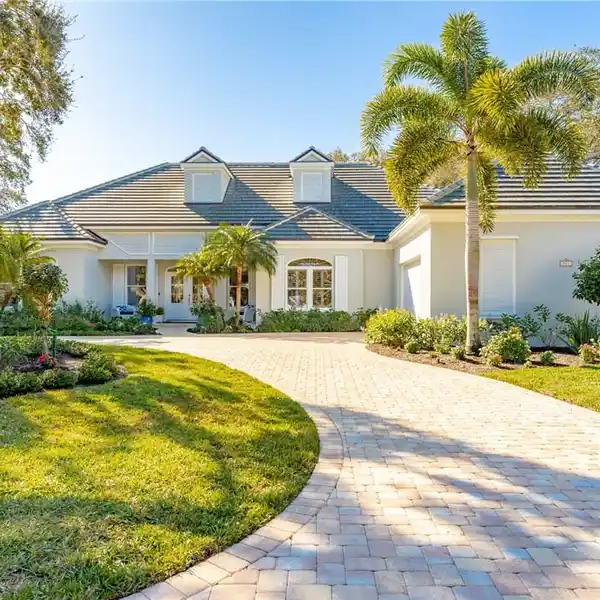 TIMELESS CHARM WITH MODERN UPDATES