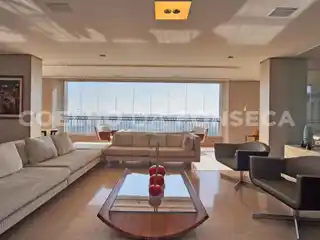 High-Floor Apartment with an Open View