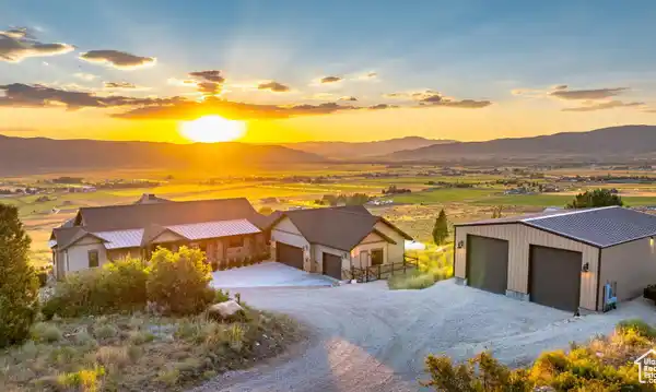 SCENIC PRIVATE RETREAT