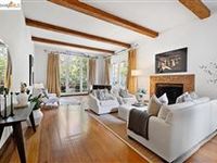PRIVATE AND SPACIOUS BERKELEY HOME 
