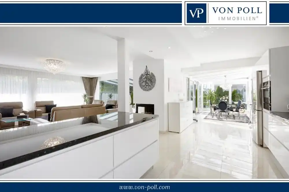 Attractive and Versatile Residence