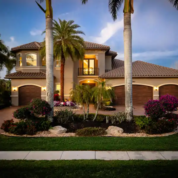 ELEGANT ARCHITECTURALLY DESIGNED LAKEFRONT HOME
