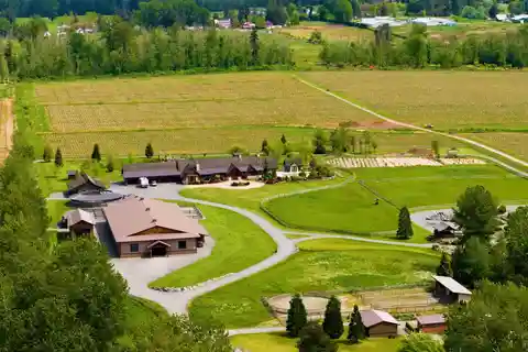 Private Equestrian Estate in Campbell Valley