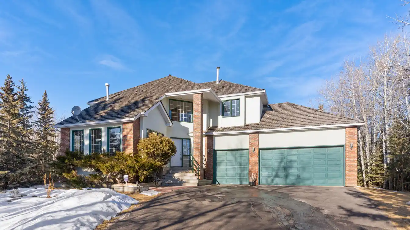 Exclusive Private Acreage Property